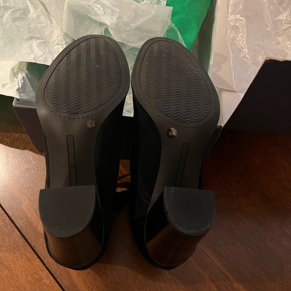 Tommy Hilfiger Women's Felecia Black Suede 8.5 M - Picture 7 of 7